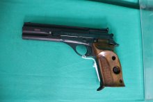Beretta mod 76 kaliber .22 lr