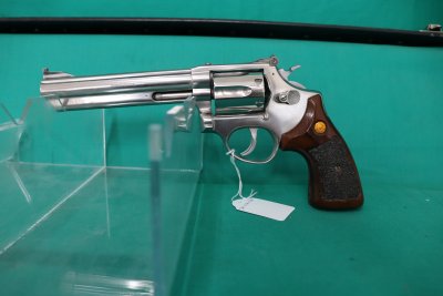 Taurus M669 357 Magnum 6" Pipa
